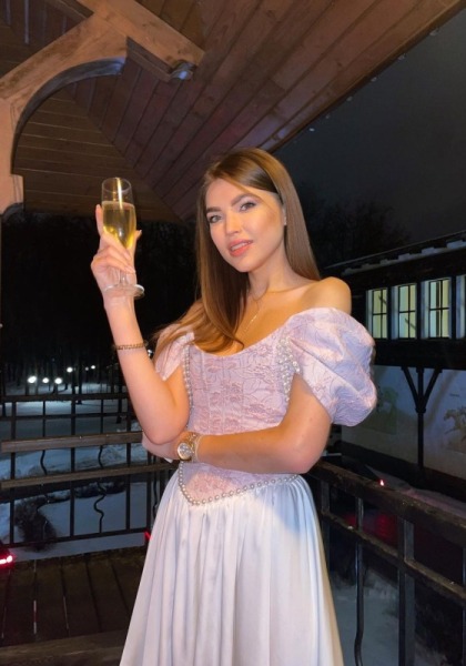 Суворова Онарина