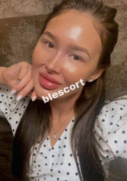 Эскортницы Даутова Регина