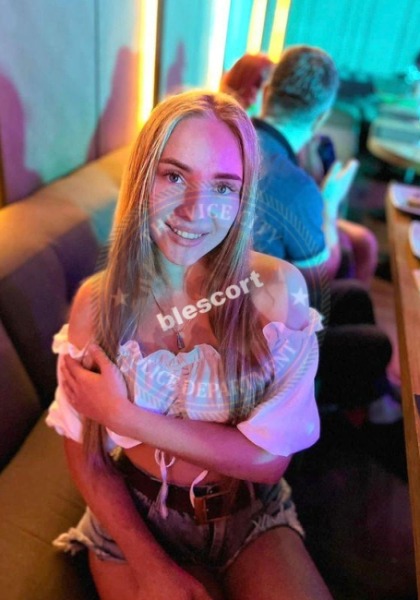 Эскортницы Солдатова Валерия