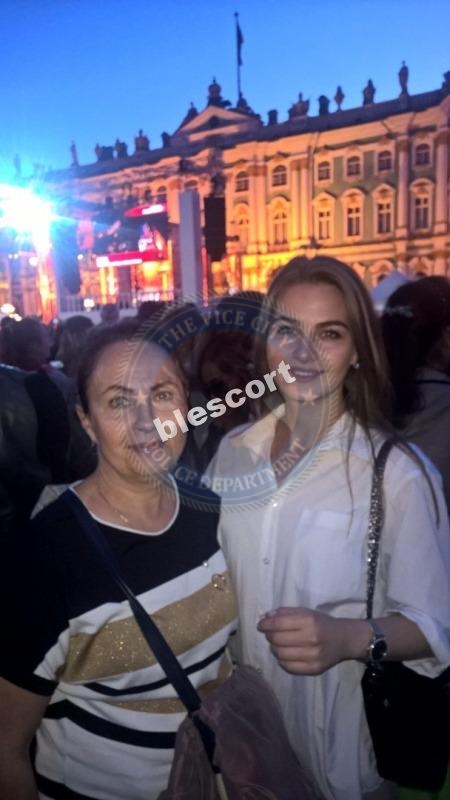 Самиева Эльмира - эскортница 2000 г.р. Самиева Эльмира - эскортница 2000 г.р.