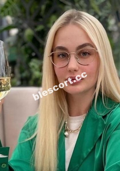 Эскортницы Чурилова Анастасия