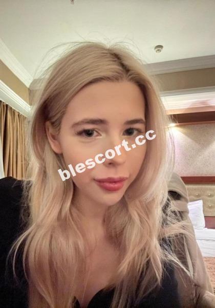 Эскортницы Корнева Ульяна