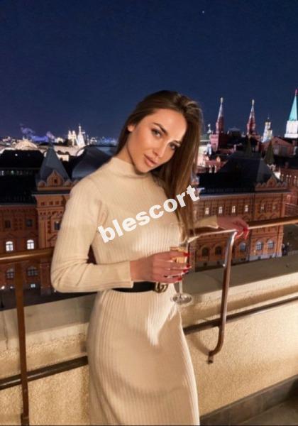 Эскортницы Васюк Наталия
